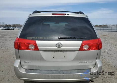 2010 Toyota Sienna Ce from USA, damaged, VIN 5TDKK4CC4AS334238